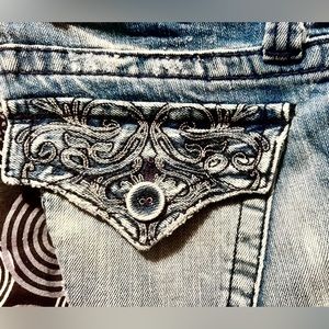 Y2K Big Star Limited Edition “Casey”Embroidered Jeans Sz 25”